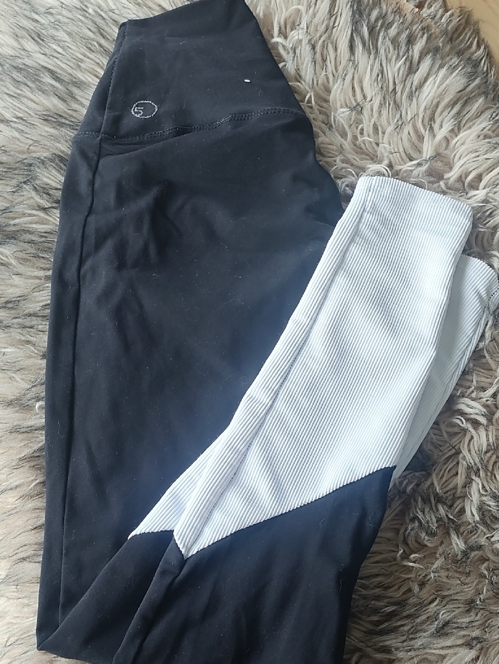Black and White Colorblock Leggings